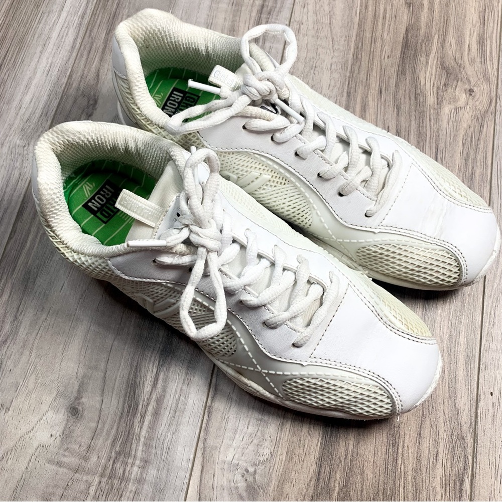 Varsity Cheerleading Tennis Shoe / Sneaker
